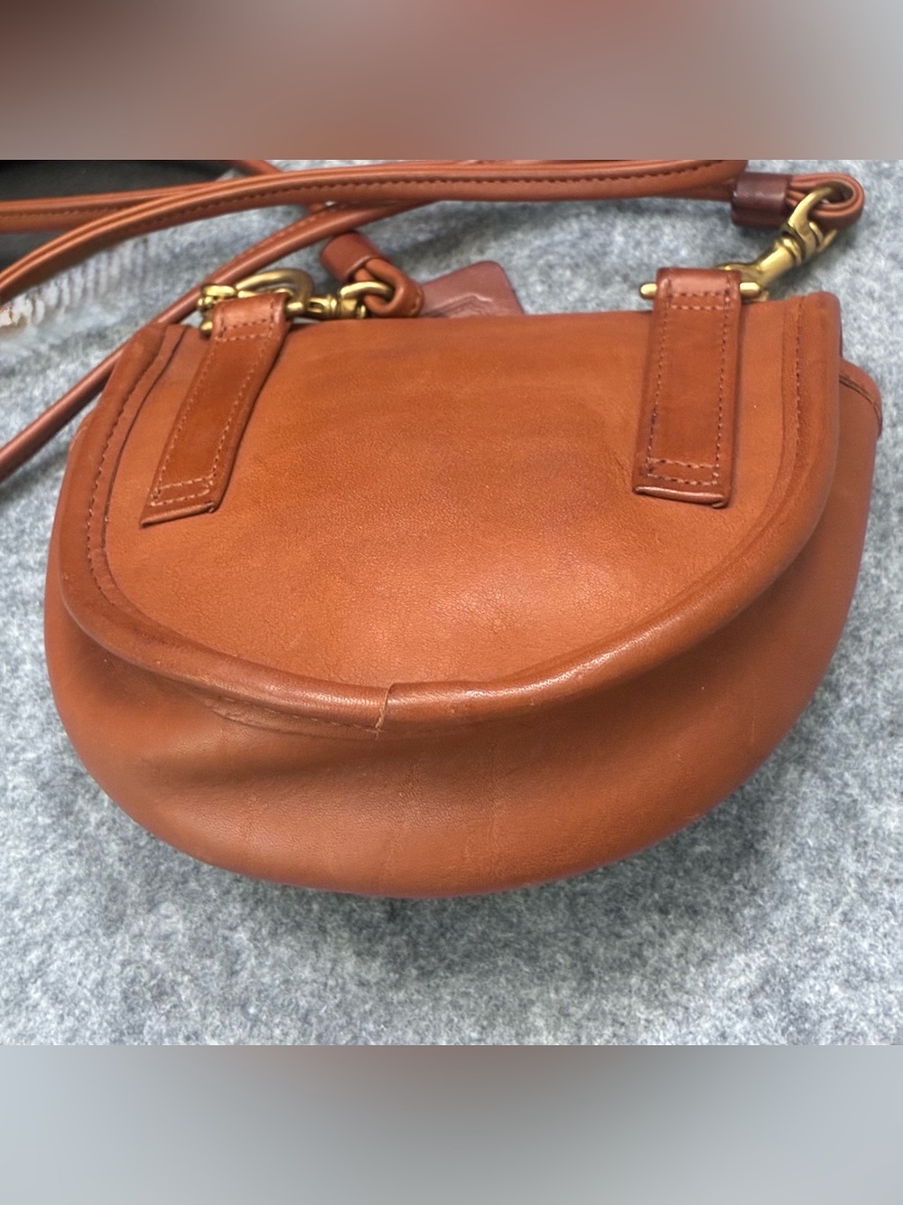 Vintage Coach Brown British Tan Leather Mini Belt Bag Crossbody with spring Lock - Picture 4 of 12